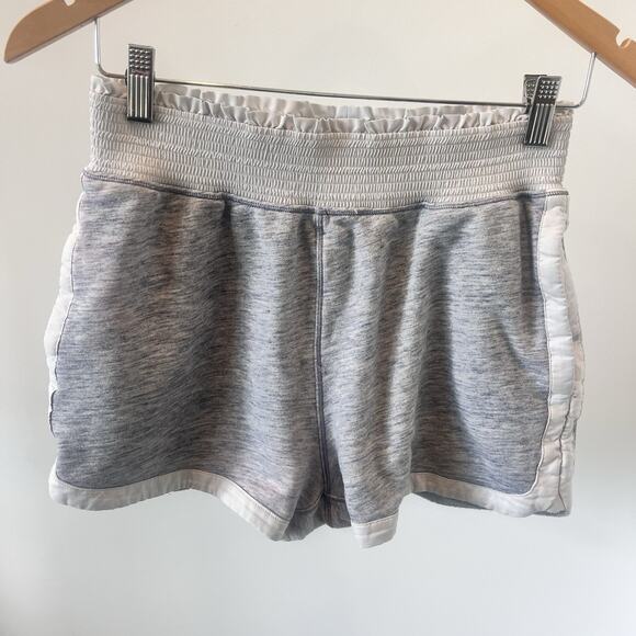 Lululemon Cool & Collected Short 2.5" Size 6‎ Heathered Space Dyed Nimbus - Picture 1 of 9